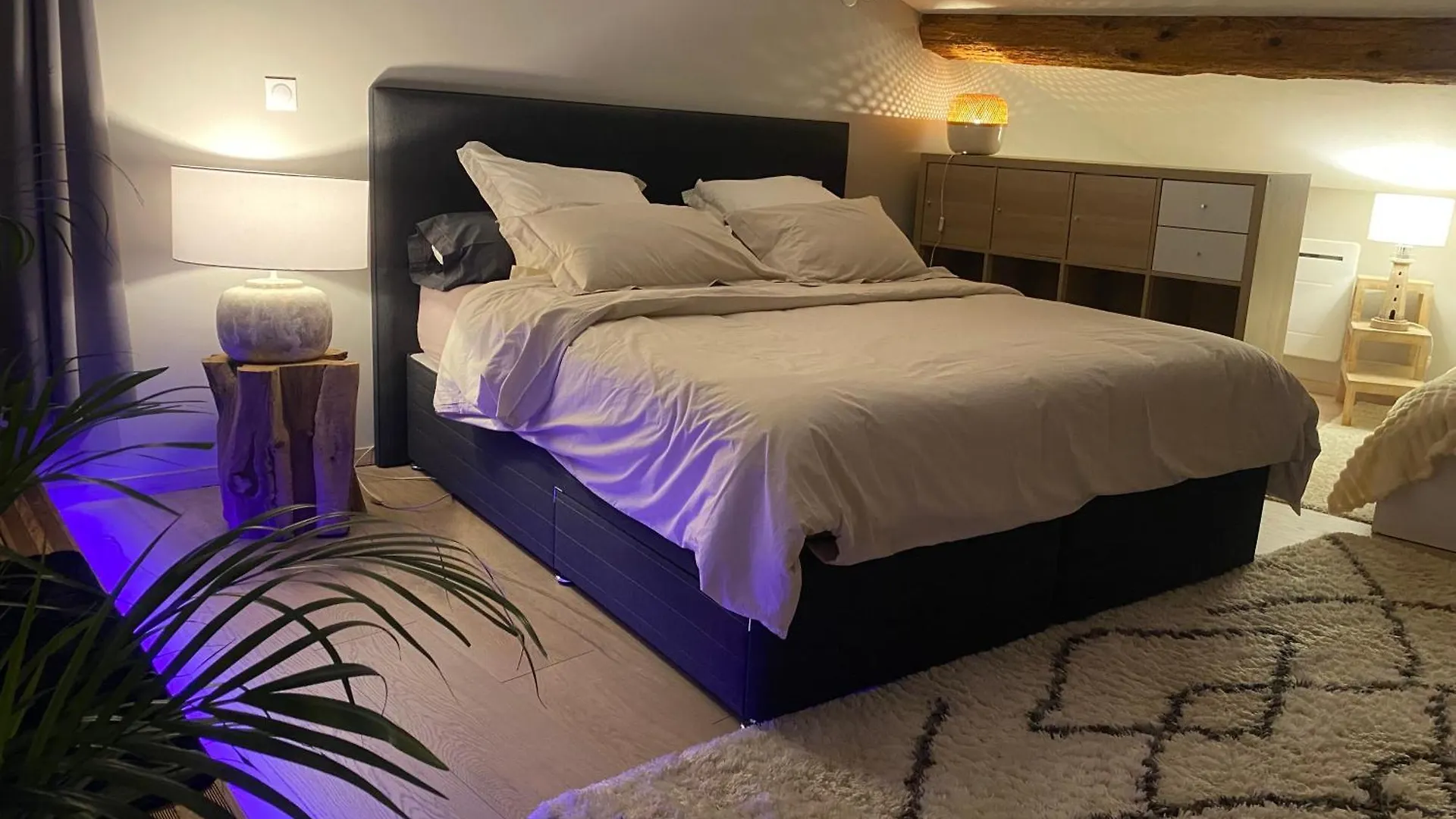 Apartment Appartement Atypique Centre Village Rillieux-la-Pape France